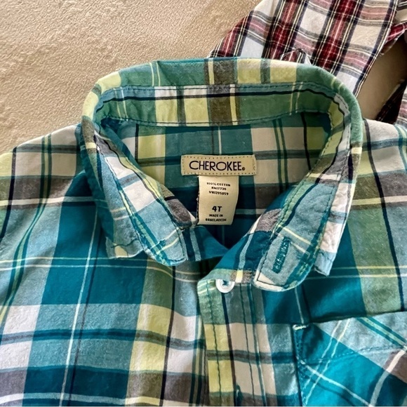 BOYS, PLAID, LONG SLEEVE, BUTTON DOWN SHIRTS. SIZE 4 & SIZE 4T. - Picture 4 of 7
